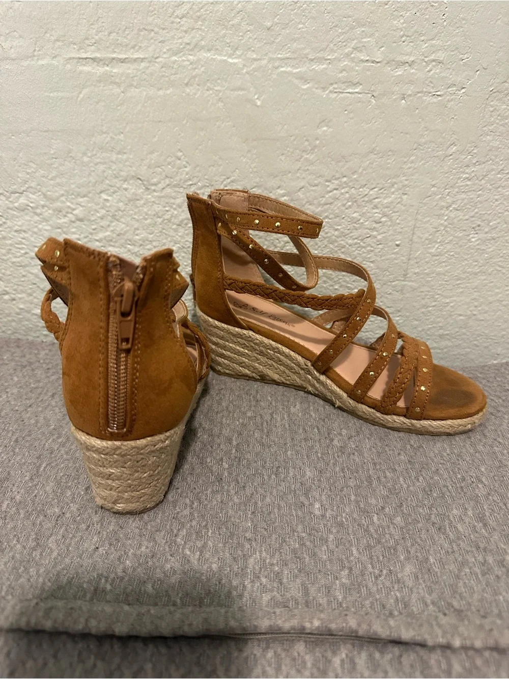 Kids Brown Suede Platform Sandals Size 2